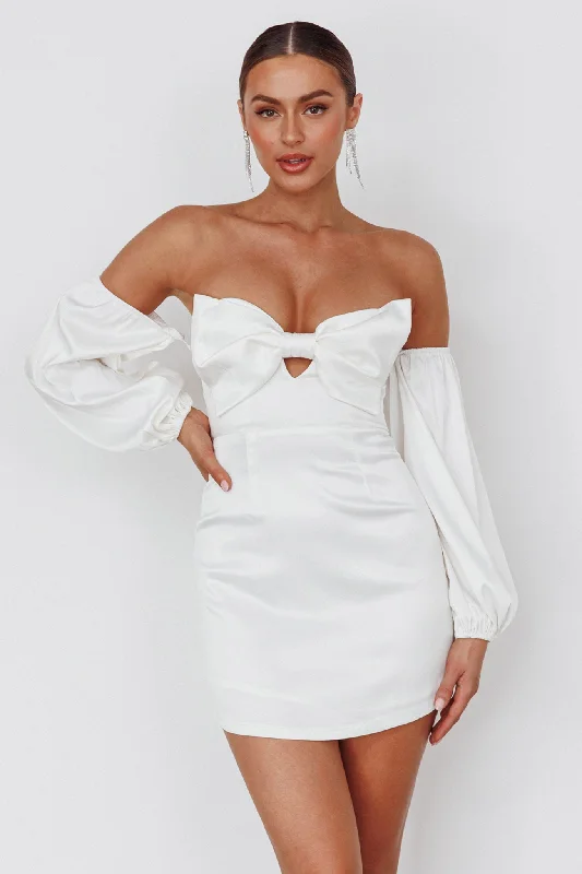 Women's Work Apparel On-Trend Fashion Offers Lilly Off-Shoulder Bow Mini Dress White