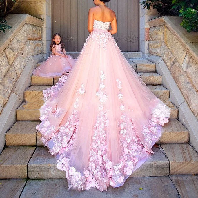 Stylish Clothes For Women Don't Miss Out Dreamy Pink Flower Wedding Dresses Lace Appliques Sweetheart Empire Waist Maternity Bridal Gown