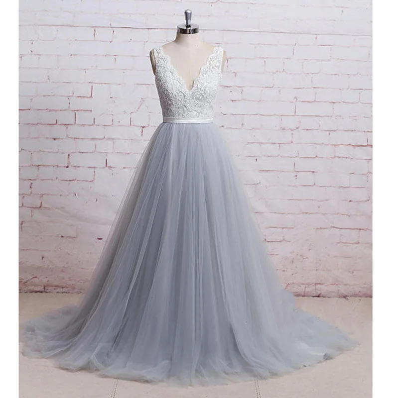 Women's Formal Event Attire Athleisure Style Sale WD1401 Chic Ivory and Grey A Line Romantic Tulle Bridal Gown,V neck Lace Formal Prom Dress 2018