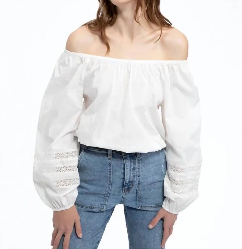 Hot Brand Discounts Blossom Top In White