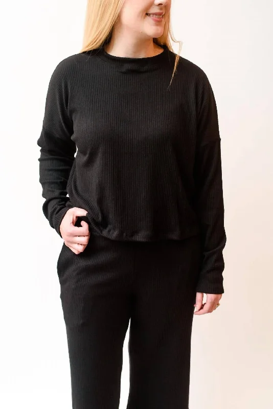 Limited Stock Ribbed Lounge Top In Black