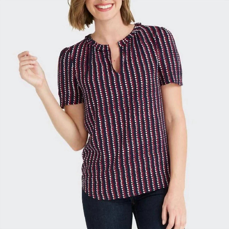 Sophisticated Street Style Offers Heart Peasant Top In Nassau Navy Multi