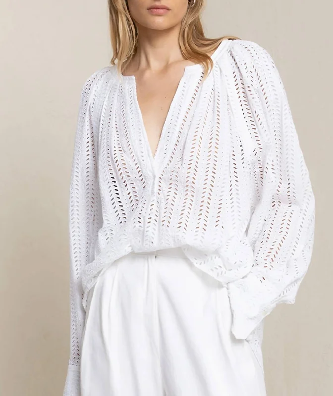 Luxe Style Discounts Nomad Top In White