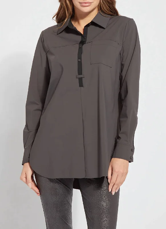 Must Haves Lydia Pull Over Top In Solid Charcoal