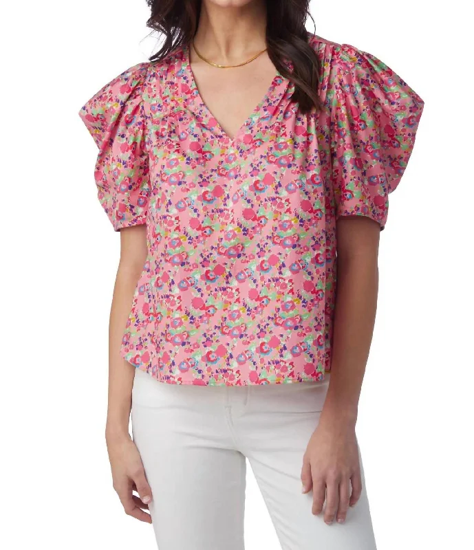 Vintage-Modern Style Offers Stetson Top In Bougainvillea